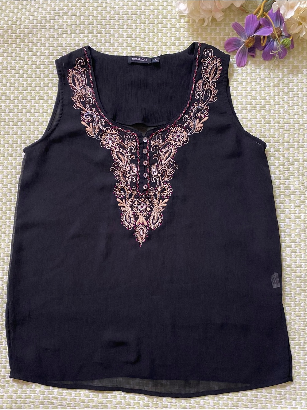 🦋Notations Embroidered Sequined Top🦋